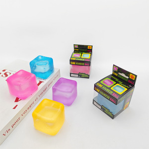 ของเล่นบีบก้อนน้ำแข็งวิบวับ GL Glitter Ice Cube น่ารัก ยอดนิยม ของเล่นบีบสควิชชี่ ของเล่นเสริมพัฒนาการสำหรับเด็ก 2026 ของเล่นบีบคลายเครียด Magic Cube - Product Image 3