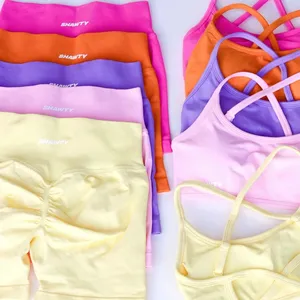 Shorts de sport pour femmes Shawty Shape Me 4,5'' sans couture, effet push-up, taille mi-haute côtelée, pour le yoga - Product Image 6