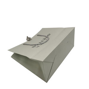 ถุงกระดาษคราฟท์สีชมพูหรูหราแบบกำหนดเองพร้อมหูหิ้วริบบิ้น - Product Image 5