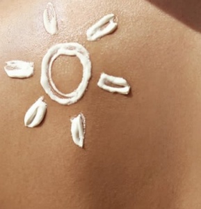 Lozione Abbronzante Molto Stimolante per Gambe, Olio per Lettino Abbronzante, Terapia a Luce Rossa per Gambe, Effetto Abbronzatura Istantanea - Product Image 6