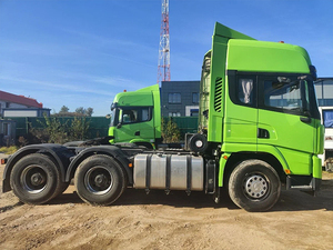รถบรรทุกหัวลาก Shacman X3000 6x4 10 ล้อ 70 ตัน ราคาโรงงาน พวงมาลัยขวา/ซ้าย หลังคาสูง - Product Image 4