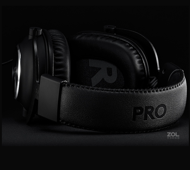 Logitech G Pro X Wired Gaming Headset 7.1 Surround Sound Over Ear Headphones with Detachable Microphone for PC
