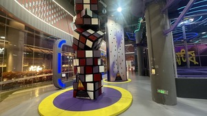 Pared de escalada interior personalizada para parque de aventura y parque infantil, incluida la escalada de Rubic y salto de fe y escalada de Boulder - Product Image 6