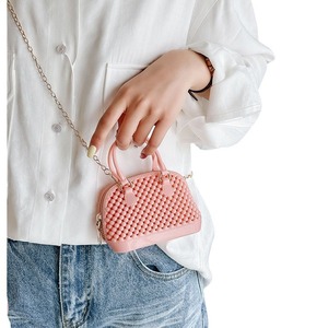 Nouveau <span class=keywords><strong>sac</strong></span> à main mini en PVC effet gelée pour l'été 2026, <span class=keywords><strong>sac</strong></span> à bandoulière tendance best-seller avec fermeture éclair et design ajouré pour enfants - Product Image 5