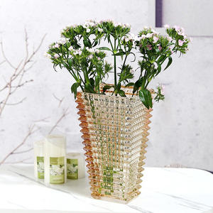 आधुनिक न्यूनतम क्रिस्टल स्ट्रिप्ड ग्लास <span class=keywords><strong>vase</strong></span> शादी घर के सजावट के लिए रंगीन फूल <span class=keywords><strong>vase</strong></span> - Product Image 5