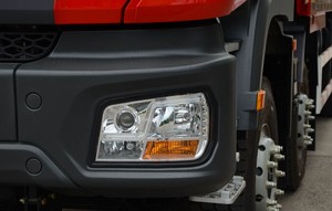 Camión Volquete Usado Shacman X3000 8X4, 550HP, Motor Diésel Weichai, para Transporte Minero, Bajo Mantenimiento, Soporte Postventa - Product Image 3
