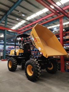 Dumper basculant Yanmar, moteur diesel turbocompressé 57,3 kW, capacité 6 tonnes, <span class=keywords><strong>charge</strong></span> utile 4,2T, commande hydraulique, benne en alliage, 4x4, pour travaux de construction - Product Image 2