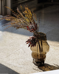 Vase en verre de forme originale couleur café, style rétro américain, pour arrangement floral de chambre ou de bureau, décoration intérieure - Product Image 6