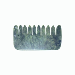 Outil de massage anti-gonflement le plus vendu, peigne Gua Sha en jade vert, le moins cher - Product Image 1