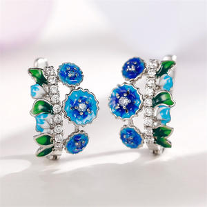 Pendientes de Aro de Plata 925 Lily & Rose con Diseño de Flor Azul y Cristales de Estrás, Joyería Romántica para Uso Diario de Mujer - Product Image 5