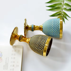 Calice da Vino Retrò Rosso Colofur 2025, Bicchiere Elettroplaccato Oro per Cocktail e Vino con Stelo - Product Image 6