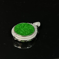 Pendentif en jadéite birmane naturelle de qualité A, forme ronde, jadéite verte de haute qualité, pendentif en jadéite pour femmes, cadeau en jadéite (avec NGTC)