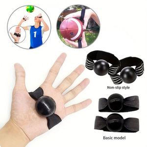 Correcteur de forme de main pour le volleyball et le football, aide à l'entraînement au rebond de balle creuse pour le positionnement des mains - Product Image 2