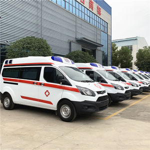 Nouveau modèle d'<span class=keywords><strong>ambulance</strong></span> F-ord 4x2 classée 5 personnes <span class=keywords><strong>ambulance</strong></span> de surveillance de sauvetage hospitalier utilisée pour la vente - Product Image 2