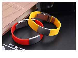 Персонализированный браслет из нержавеющей стали с гравировкой, <span class=keywords><strong>QR</strong></span>-кодом и геометрическим узором для медицинской информации и осведомленности о здоровье - Product Image 6