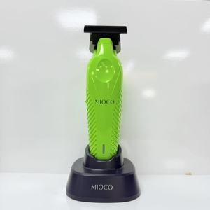 MIOCO M9616 <span class=keywords><strong>Kit</strong></span> de barbier professionnel petite tondeuse puissant moteur à courant continu 9000 tr/min poudre lame spéciale LCD Lithium extérieur RV barbier - Product Image 1