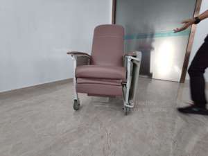 Fauteuil-<span class=keywords><strong>lit</strong></span> médical mobile MT MEDICAL pour accompagnant hospitalier, fauteuil inclinable résidentiel pour soignants et patients - Product Image 5