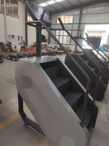 เครื่องปีนเขาแบบคาร์ดิโอบันไดสเต็ป7000C สำหรับใช้ในยิมอุปกรณ์ออกกำลังกาย - Product Image 2