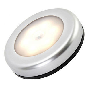 Sensor de movimiento inalámbrico LED Gabinete Luz Creative Mini 6 LED Sensor Lámpara de noche con magnético y pegatina - Product Image 1