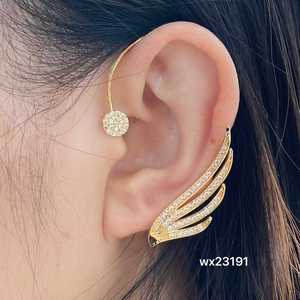 Boucles d'oreilles tendance pour femmes, plaquées or brillant, romantiques, AAA, autres pierres, cœur, design <span class=keywords><strong>grimpant</strong></span>, pour mariage, bijoux <span class=keywords><strong>de</strong></span> mariée - Product Image 1