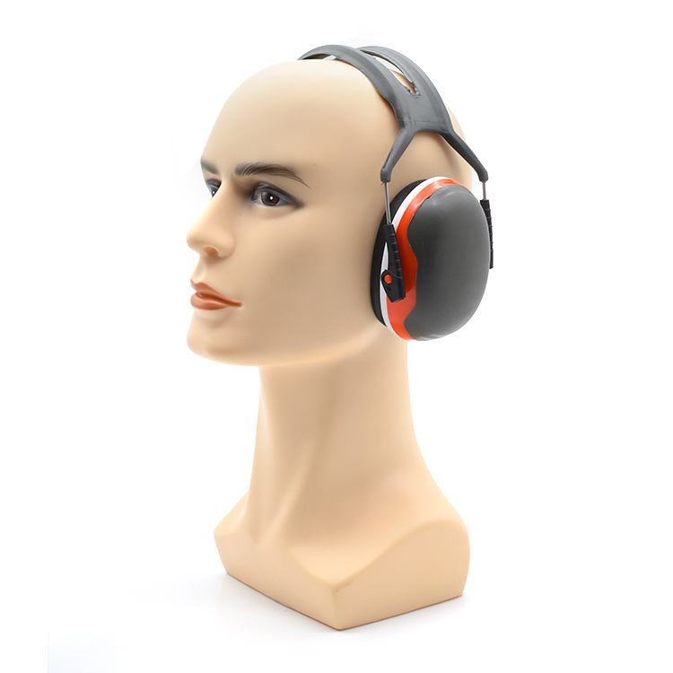 Шумоизолирующие наушники можно использовать для сна