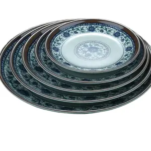 Plato de melamina estilo porcelana azul y blanca nuevo diseño chino plato de aperitivos redondo plano sostenible para fiestas de hoteles surtidas