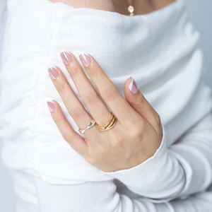 32 <span class=keywords><strong>faux</strong></span> <span class=keywords><strong>ongles</strong></span> courts carrés à pointe française, effet chatoyant nude œil de chat, brillants, prêts à poser, pour manucure quotidienne - Product Image 2