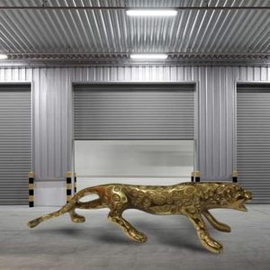 PARIJAT HANDICRAFT Estatuilla de tigre de latón de Color dorado Estilo artístico de lujo Jaguarwar Home Tabletop Office Decor Estatua Showpiece - Product Image 2