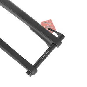 <span class=keywords><strong>Fourche</strong></span> de vélo de montagne <span class=keywords><strong>rigide</strong></span> en fibre de carbone OEM populaire de haute qualité 27.5 <span class=keywords><strong>fourche</strong></span> de vélo vtt <span class=keywords><strong>29</strong></span> <span class=keywords><strong>pouces</strong></span> 15*110 à travers l'essieu - Product Image 3