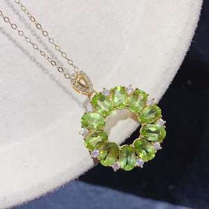 <span class=keywords><strong>Collana</strong></span> con <span class=keywords><strong>Catena</strong></span> in Argento 925 Placcato e Peridoto Verde Rotondo per Donne, Regalo di Nozze - Product Image 1