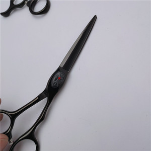 กรรไกรตัดผมสีดำขายส่ง HS 6.0 นิ้ว กรรไกรซอยผม กรรไกรตัดผมตรง สแตนเลส ด้ามยาว สำหรับมืออาชีพ - Product Image 2