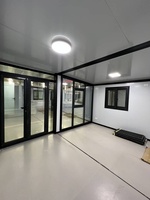 Casa Contenedor Prefabricada de Acero Ligero de Lujo de 20 pies con Techo a Dos Aguas y Terraza Envolvente, Módulo Rápido Transpirable con Certificación CE