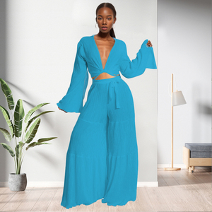 ชุดเซ็ต 2 ชิ้น เสื้อครอปคอวีลึกผ้าสเตรช กางเกงขายาวทรงกว้าง สไตล์ลำลองสำหรับผู้หญิง รุ่นใหม่ล่าสุด - Product Image 3