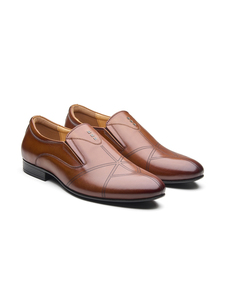 Calzado Mocasín Clásico de Punta Redonda para Hombre en Cuero Crust Importado con Práctica Construcción sin Cordones y Forro de Cuero DD - Product Image 1