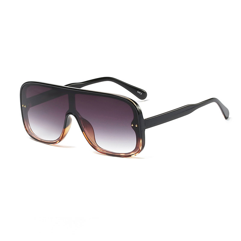 Black Leopard/Gradual Gray