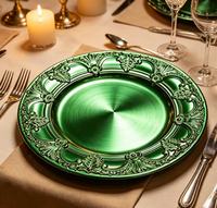 Assiettes de Présentation en Plastique de 13 Pouces, Nouveauté, Design Couronne Dorée de Luxe en PP pour Mariages, Banquets, Dîners et Décoration de Table