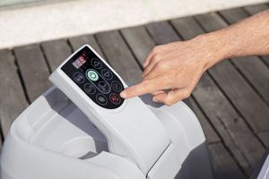 Bestway 6002U <span class=keywords><strong>Lay</strong></span>-<span class=keywords><strong>Z</strong></span>-<span class=keywords><strong>Spa</strong></span> Ibiza <span class=keywords><strong>Spa</strong></span> <span class=keywords><strong>gonflable</strong></span> à jets d'air écoénergétique pour 4 à 6 personnes - Product Image 4