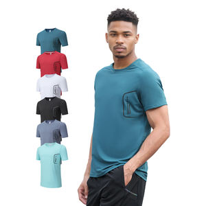 Camiseta ligera para correr con protección UV para hombre para un rendimiento atlético con tecnología de absorción de humedad - Product Image 2