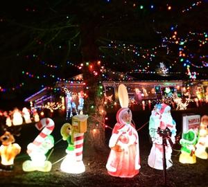 Decoración Gigante de Pascua, Escultura Luminosa de Jesús en Fibra de Vidrio con LED para Exteriores, Adornos Navideños - Product Image 4