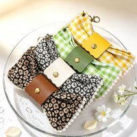 Étui à lunettes en tissu avec nœud mignon et chiffon de nettoyage, sac de rangement souple pour lunettes de soleil avec porte-clés pour sac à main