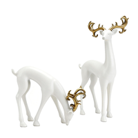Sculpture de cerf de luxe en résine peinte, écologique, vente directe usine 2026, décoration intérieure, statue de renne en polyrésine