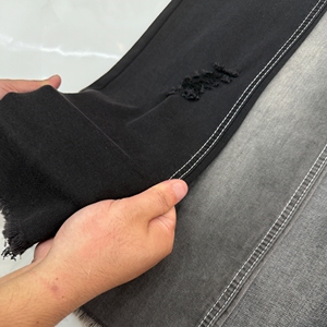 Tissu en jean respirant en mélange de lyocell sergé élastique pour vêtements d'été - Product Image 2
