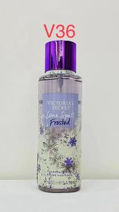 Victoria's Secret Love Spell Frosted Fragrance Mist 250 ml Spray Aromatizante para el Hogar de Navidad - Product Image 3