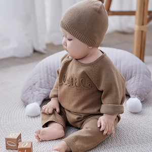 Vente en gros de grenouillère pour bébé épaissie tricotée vêtements pour bébé nouveau-né automne et hiver manteau de pet thermique - Product Image 6