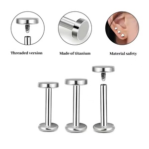 Piercing Labret in Lega di Titanio ASTM F136 G23, Base Piatta Curva, Accessori per Piercing Labbra e Lingua, Unisex, Forma Geometrica - Product Image 4