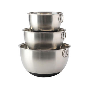 <b>Set</b> <b>of</b> 3 Stainless Steel <b>Mixing</b> <b>Bowls</b> with Non-slip Bottom - Product Image 1