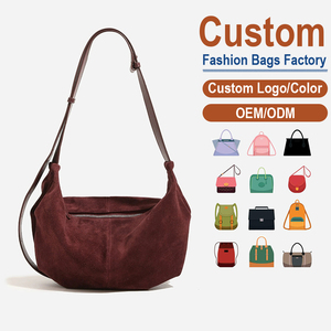 Bolso de Hombro de Gran Capacidad Estilo Vintage Personalizado de Fábrica, Bolso Tipo Hobo de Cuero de Gamuza de Primera Calidad, Adecuado para Uso Diario - Product Image 1