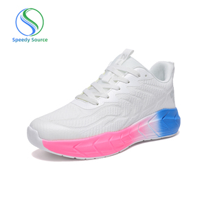 รองเท้าวิ่งลำลองกีฬากันลื่นของผู้ชายอินเทรนด์ระบายอากาศได้ดีและนุ่มพร้อมซับในตาข่ายสำหรับฤดูใบไม้ผลิฤดูร้อนฤดูใบไม้ร่วงน้ำหนักเบา - Product Image 1