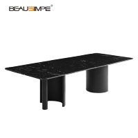 Table à manger Lunar, luxe, plateau en marbre noir et or, base en métal noir mat, mobilier de salle à manger moderne italien pour salle à manger