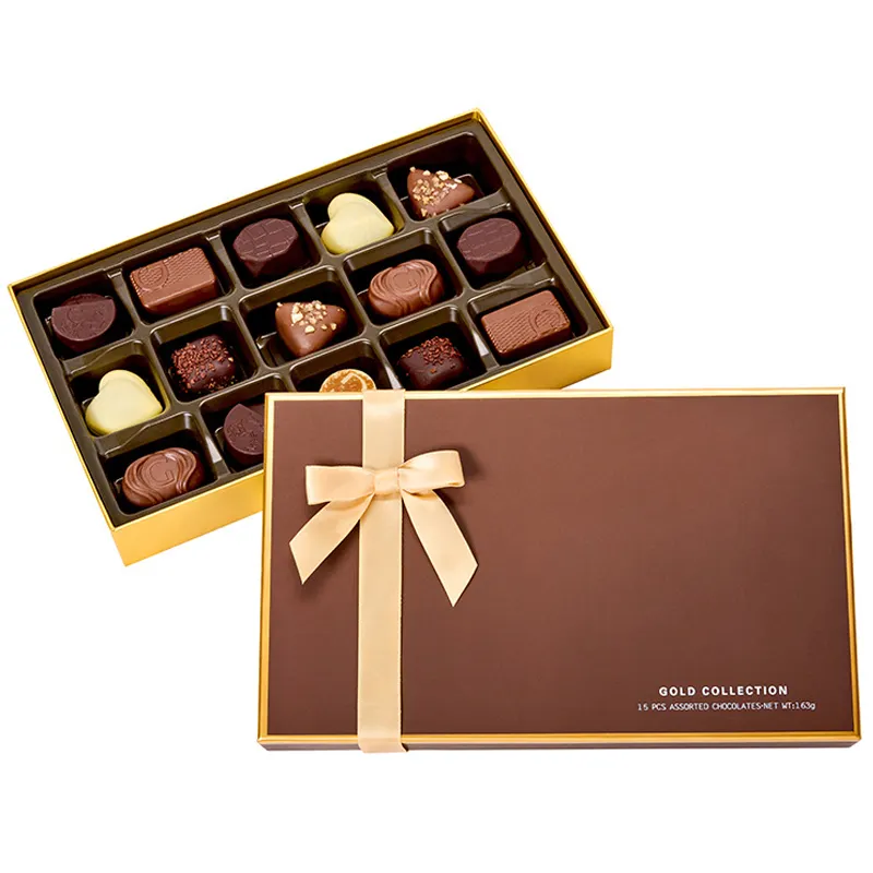 Boîtes et emballages personnalisés de luxe, impression de vernis mat, petite boîte de saint-valentin au chocolat avec ruban et plateau en plastique